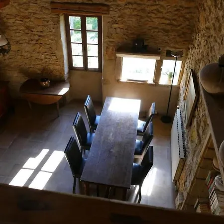 Grosszuegiges Mit Pool - Provence By Interhome